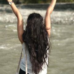 Dolly Agarwal Quotes | YourQuote