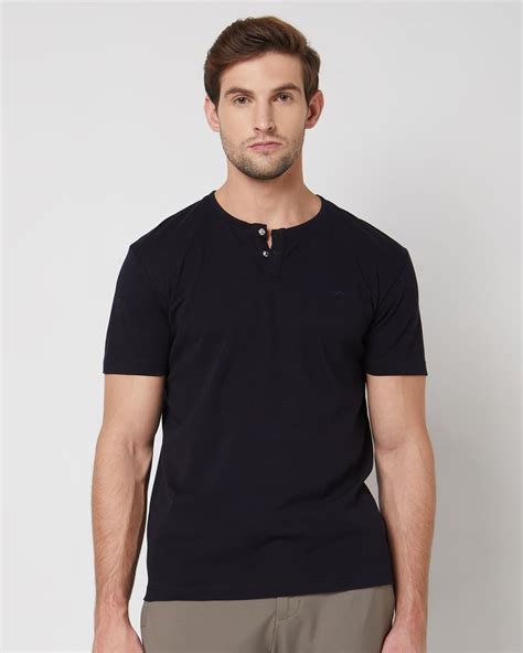 Mens t-shirts - Buy Stylish t shirts for Men at Mufti
