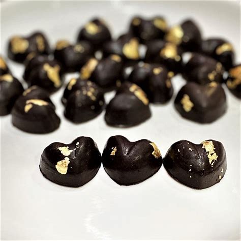 Caramel Flavoured Homemade Chocolates | Choco-N-Nuts