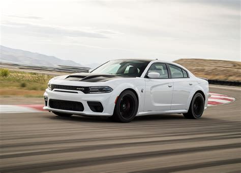 797 Hp Is Just One of the 203-Mph Dodge Charger Hellcat Redeye's Special Ingredients