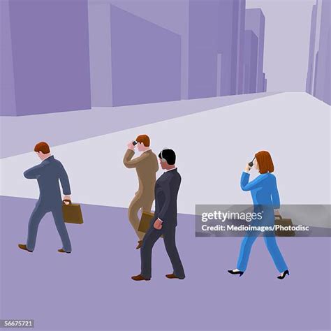 Business People Walking Side Profile 的图像结果