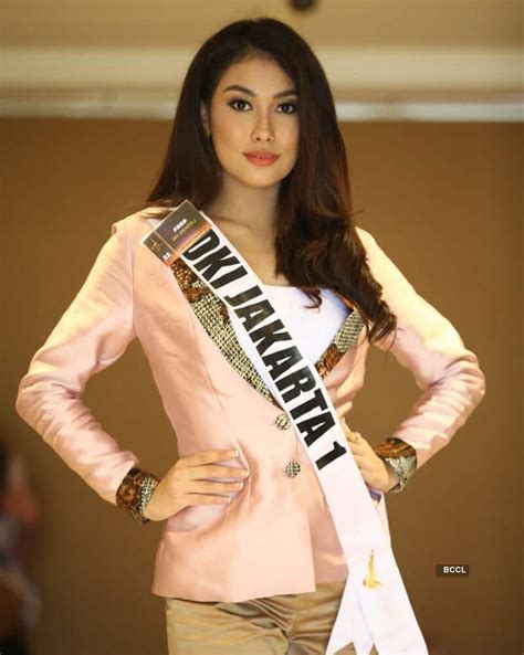 Frederika Alexis Cull crowned Miss Puteri Indonesia 2019- The Etimes ...