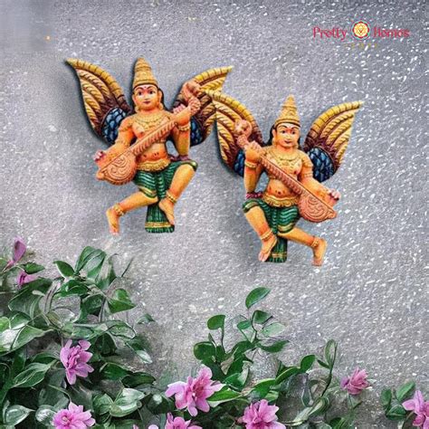 Gandharva Wall Hanging — Teak (Musical) 12x12 | Pretty Homes India