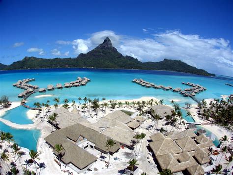 Tourism: Bora Bora French Polynesia