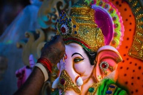 Ganesh Chaturthi 2023: Here's how to Decorate Ganpati Bappa's Tableau ...