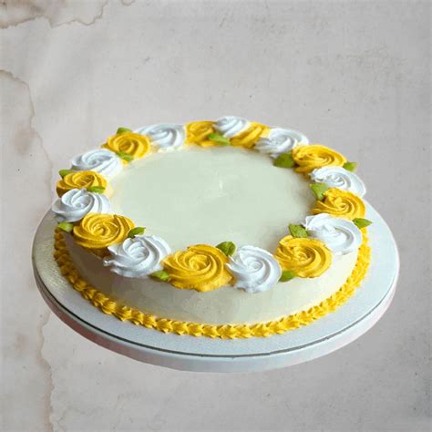 Order Classic Pineapple Cake Online in Noida | The Cake Man
