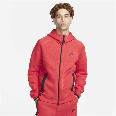 Red Tech Fleece | Red Nike Tech Fleece - FOOTY.COM