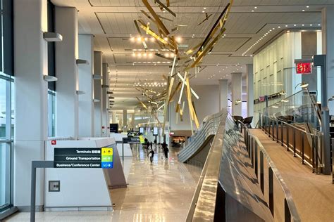 Two major New York airports win awards for terminals - The Points Guy