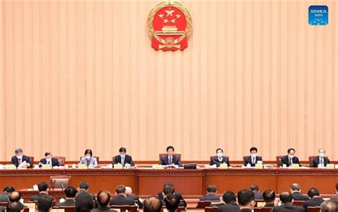 Standing Committee 的图像结果