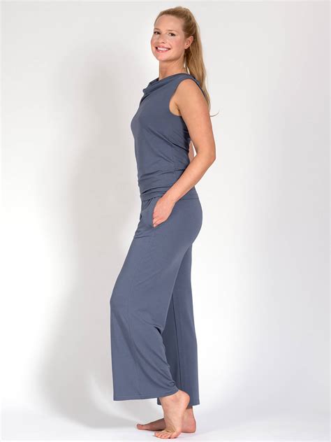 Yogahose Naomi - Blue Grey, aus Naturmaterial | YOGISHOP