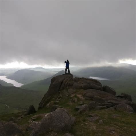 Man on mountain Images - Free Download on Freepik