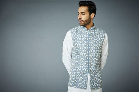 MUST HAVE STYLES FOR DIWALI – Gargee