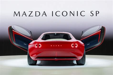 Mazda ICONIC SP: Concept xe thể thao điện cỡ nhỏ, dùng động cơ Wankel để sạc