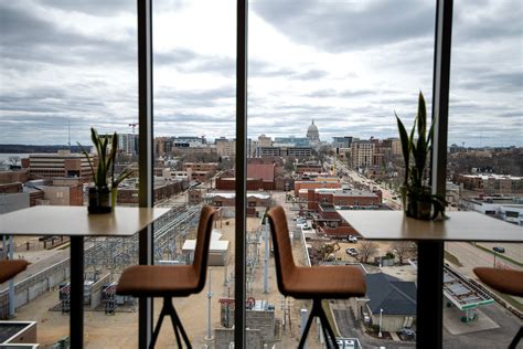 Madison company Exact Sciences cuts 200 Wisconsin jobs - WPR