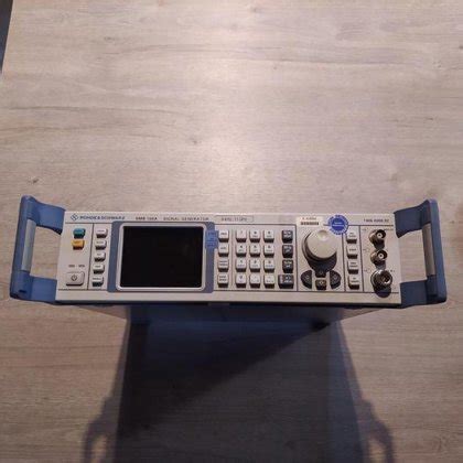 ROHDE & SCHWARZ SMB 100A SIGNAL GENERATOR in Budapest, Hungary