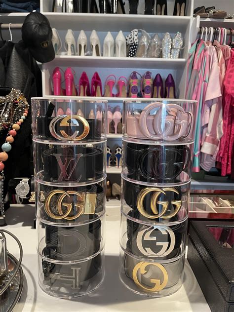 Walk-In Closet Organizing 的图像结果