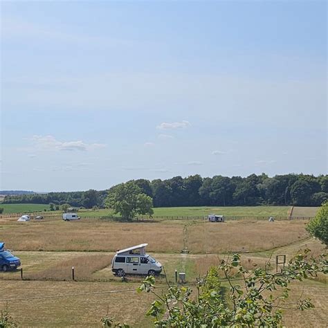 10 BEST Restaurants Near Two Hoots Glamping, Caravan Park & Campsite