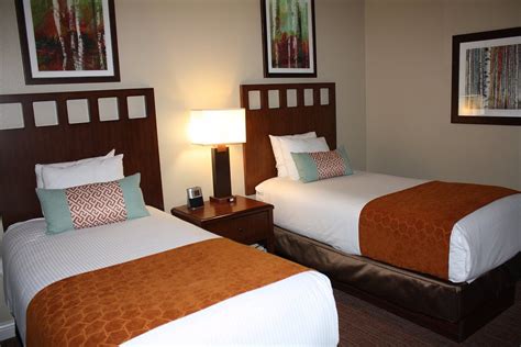 TAMARACK WISCONSIN DELLS A RAMADA BY WYNDHAM - Hotel Reviews, Photos ...