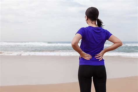 Lower Right Back Pain: Causes and Treatment