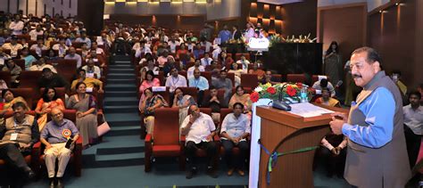 Union Minister Dr Jitendra Singh says, Indian Youth today is no longer ...