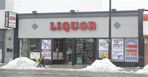 Michigan liquor store location rule prompts legal fight