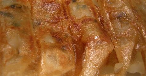 Thai-style Gyoza Recipe by cookpad.japan - Cookpad