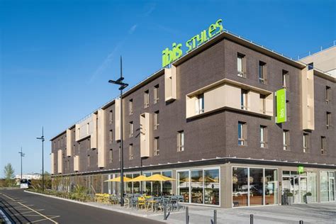 IBIS STYLES GUYANCOURT VERSAILLES - Hotel Reviews, Photos, Rate ...