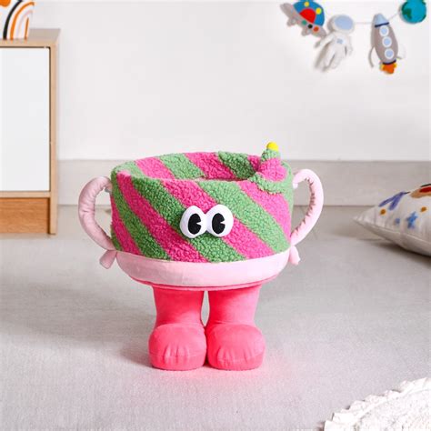 Tiny Hat Tidy-Up Basket Online - Premium Basket | Nestasia