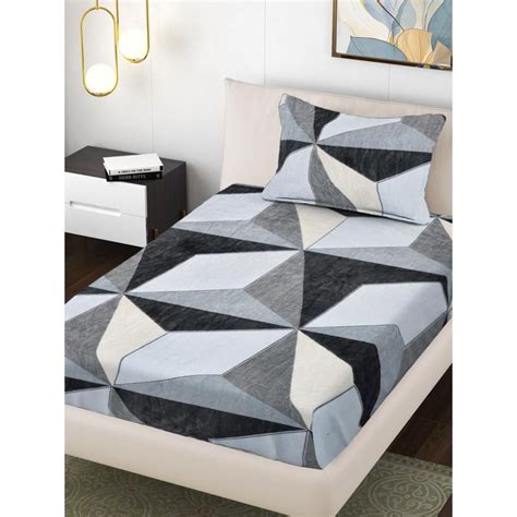 Buy FABINALIV Multi-Color Geometric Wollen Single Bedsheet with Pillow ...