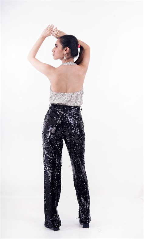 Silver AM to PM Sequin Halter Top – www.closetcircus.com