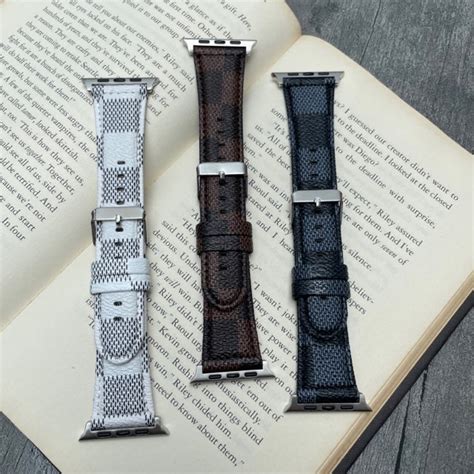 Vegan Leather Narrow Square Checks Design Apple Watch Band for 42-44-4 ...