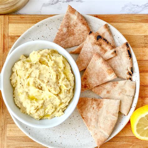 A Recipe for Hummus Without Tahini