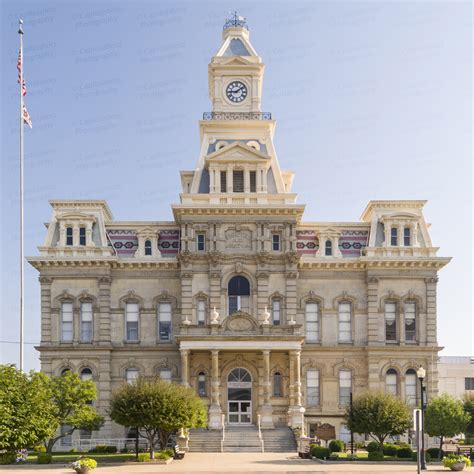 Muskingum County Courthouse (Zanesville, Ohio) | Stock Photos