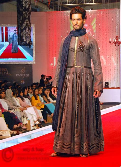 Bridal Couture Week 2011 (Designer J.J Valaya)