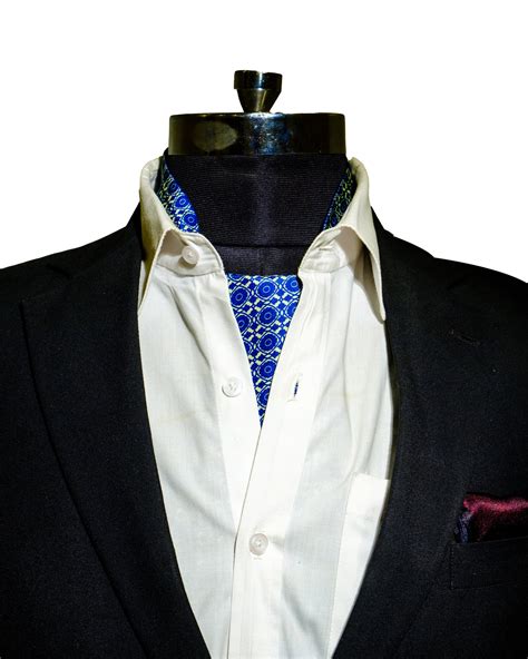 Buy Cravats for Men Online in India | Chokore