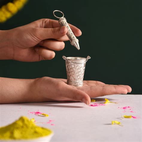 Silver Holi Mini Pichkari And Bucket Set Of 2 With Gift Box Online ...
