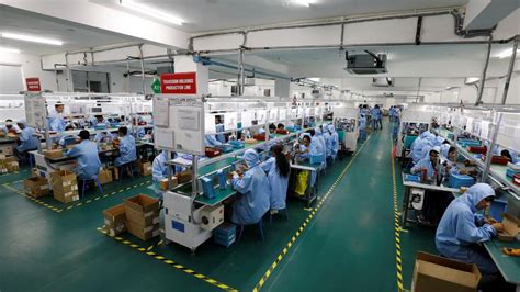 Coronavirus lockdown: Samsung, Vivo and Oppo halt phone manufacturing ...