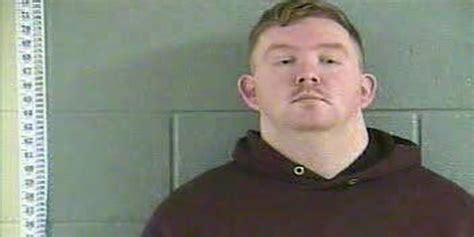 Kentucky - A Barren County Deputy Jailer has been charged after police ...