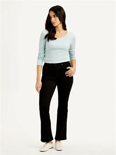 Levi's Men's Collection – Shop the Latest Styles – Levis India Store