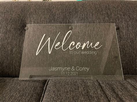 Clear acrylic personalized wedding party sign – Artofit