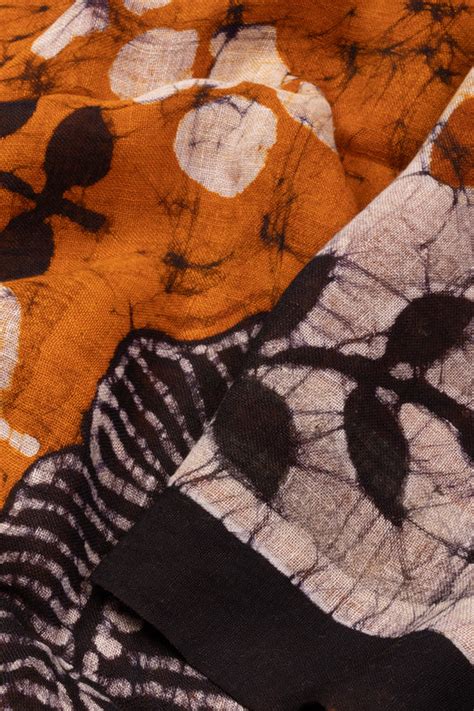 Buy Batik Printed Sarees – Handwoven Batik Print Saree Online – Avishya.com