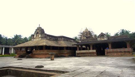 8 Temples In Bhopal To Experience Spirituality & Peace