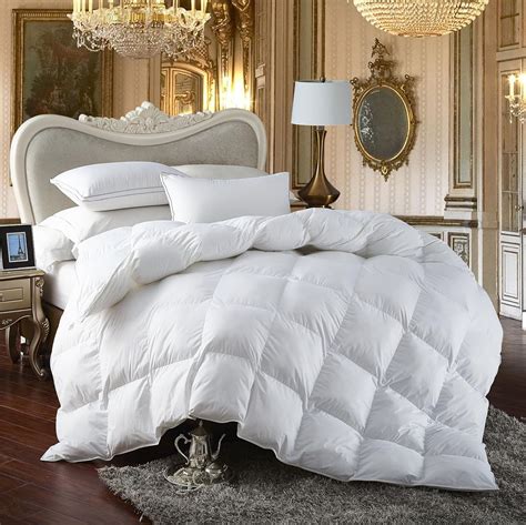 Amazon.com: Egyptian Bedding All-Season King Size Luxury Siberian Goose ...