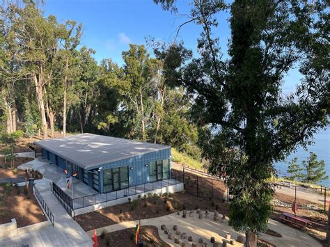 CuriOdyssey — Sares Regis