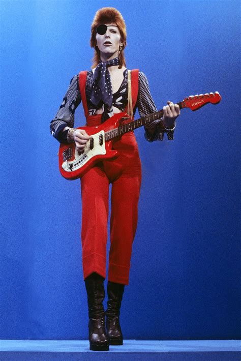 Best Outfits David Bowie Fashion Legacy