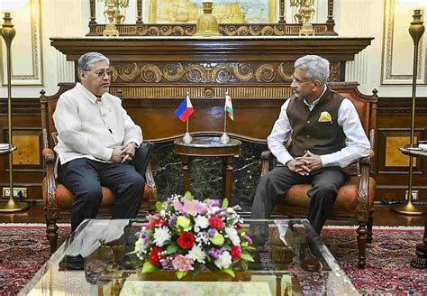 EAM Jaishankar holds talks with Filipino Foreign Affairs Secretary