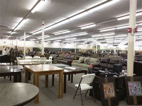 KNOXVILLE WHOLESALE FURNITURE CLEARANCE CENTER - Knoxville TN - Hours ...