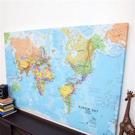 Large Framed World Map 的图像结果