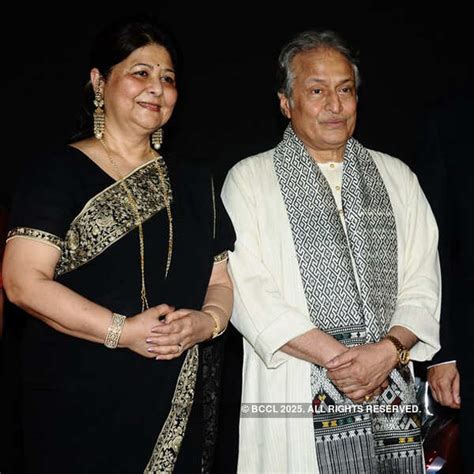 Subhalakshmi and Amjad Ali Khan during the reading session from Ustad ...