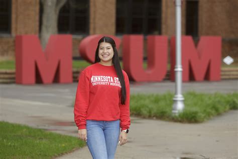 Undergraduate Admissions at Minnesota State University Moorhead